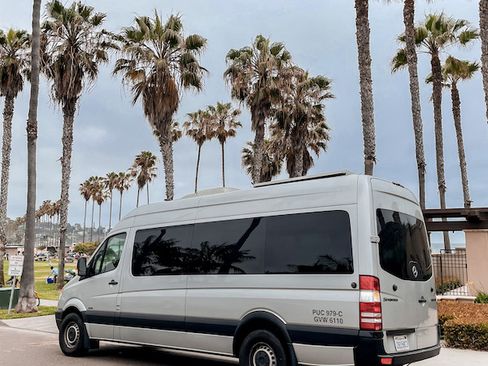 Used 2012 Mercedes-Benz Sprinter 2500 image 2