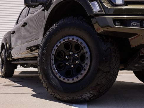 Used 2024 Ford F150 Raptor AWD/4WD image 17