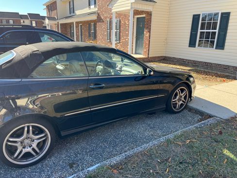 Used 2008 Mercedes-Benz CLK 550 Cabriolet image 12