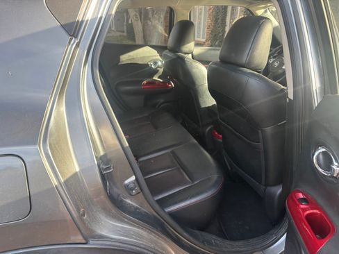 Used 2012 Nissan Juke SL w/ Sport Pkg image 11
