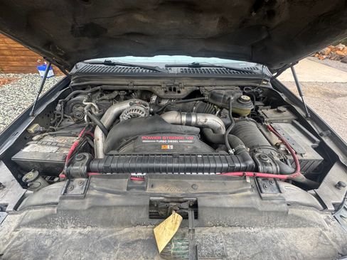 Used 2003 Ford F350 Lariat AWD/4WD image 9