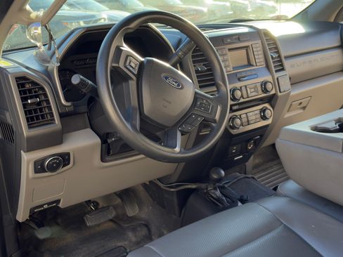 Used 2017 Ford F250 XL image 14