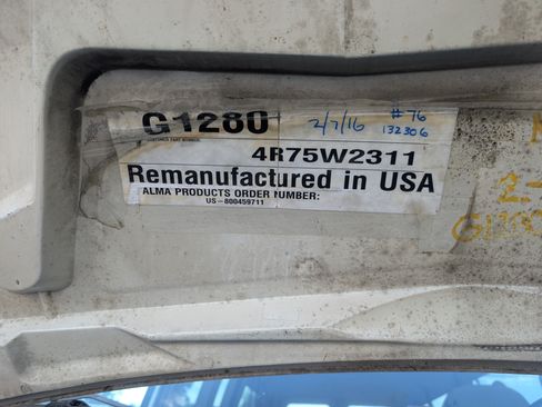 Used 2006 Ford E-150 and Econoline 150 XLT Van 3D image 19