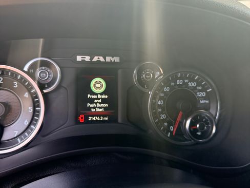 Used 2024 RAM 3500 Tradesman w/ Chrome Appearance Group image 10