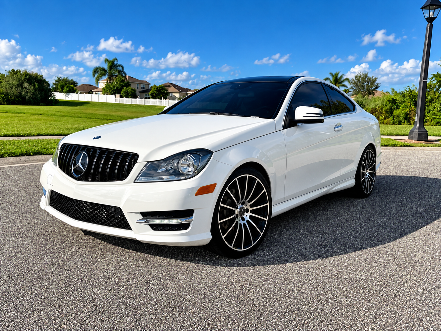 Used 2015 Mercedes-Benz C 250 Coupe image 5