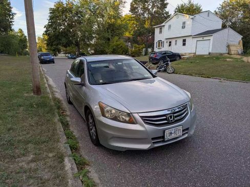 Used 2012 Honda Accord SE image 1