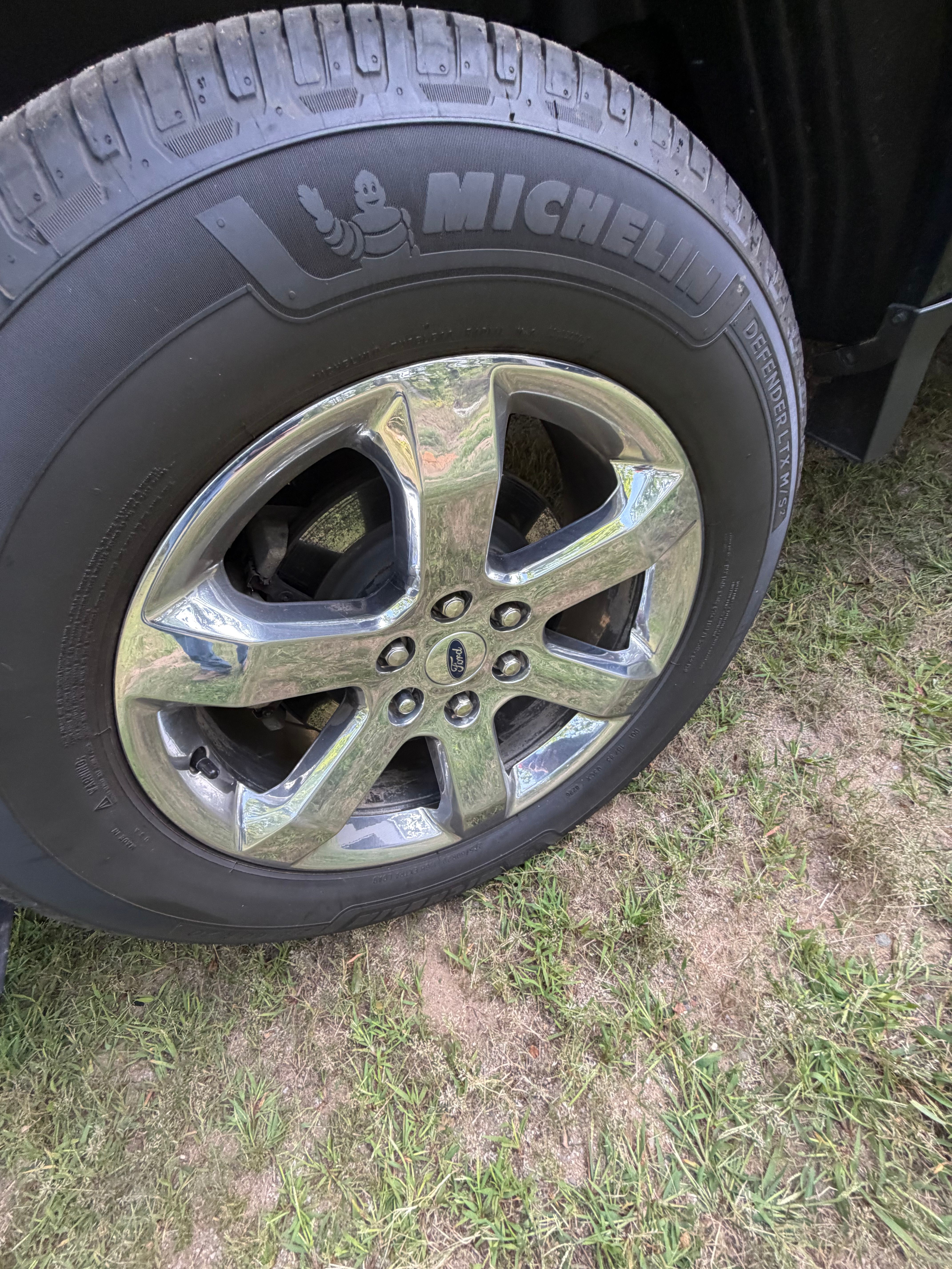 Used 2021 Ford F150 XLT w/ Equipment Group 302A High AWD/4WD image 18