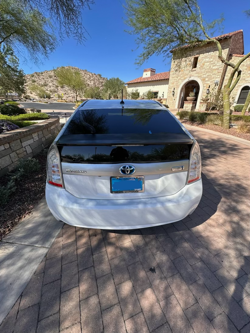 Used 2012 Toyota Prius Prime Plug-In Hybrid FWD image 2