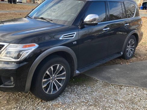 Used 2020 Nissan Armada SL w/ Premium Package image 4