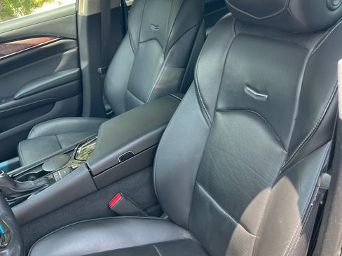 Used 2019 Cadillac CTS Luxury RWD image 5