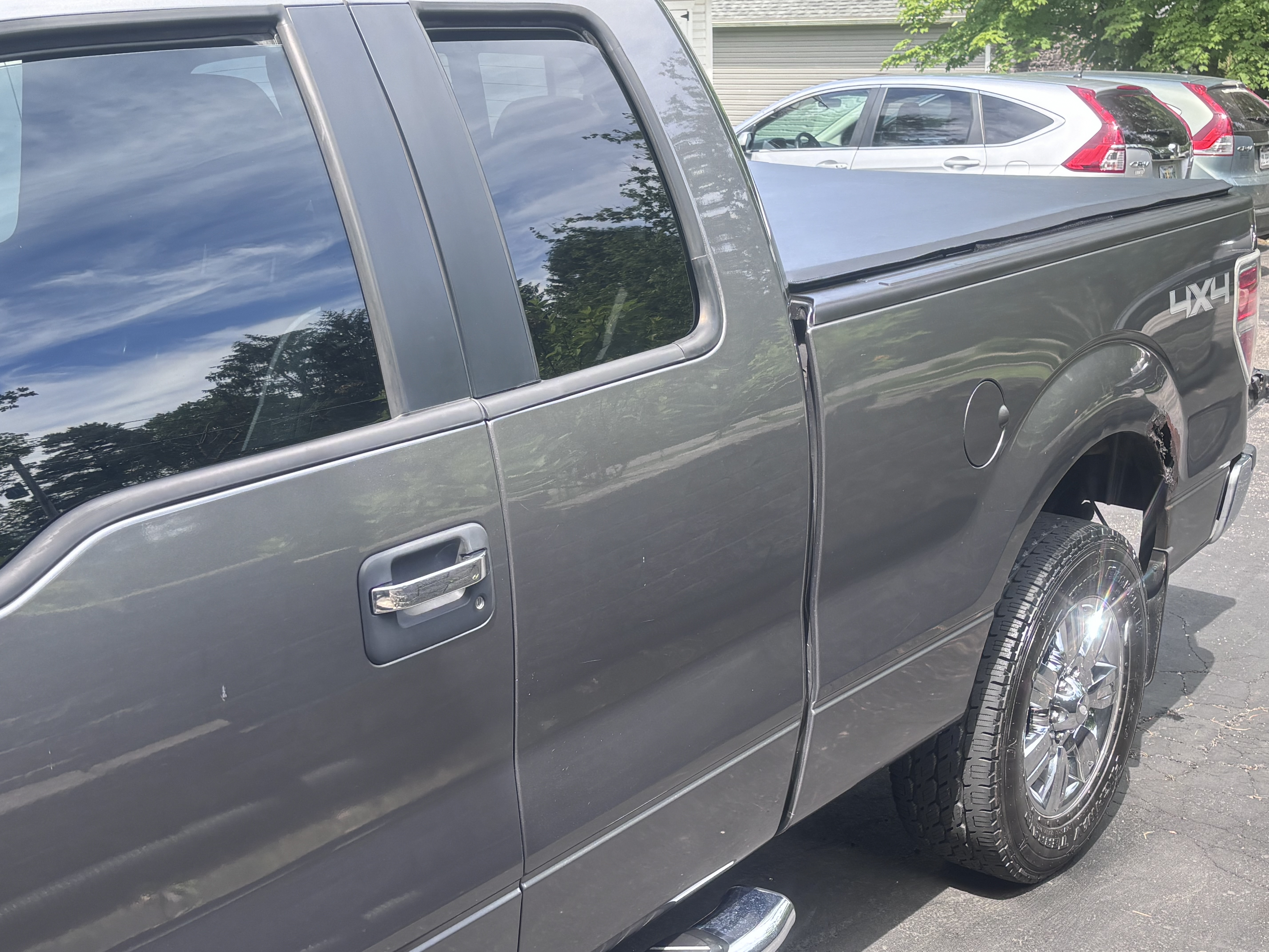 Used 2012 Ford F150 XLT w/ XLT Chrome Pkg AWD/4WD image 6