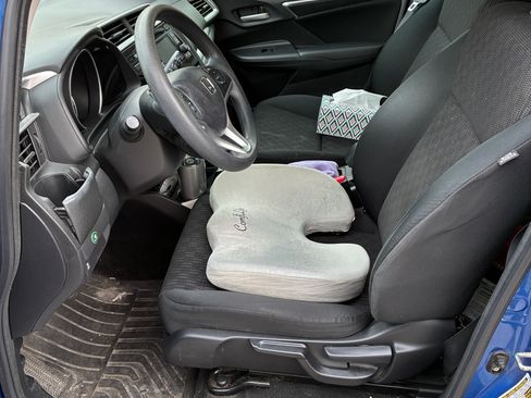 Used 2015 Honda Fit LX image 6