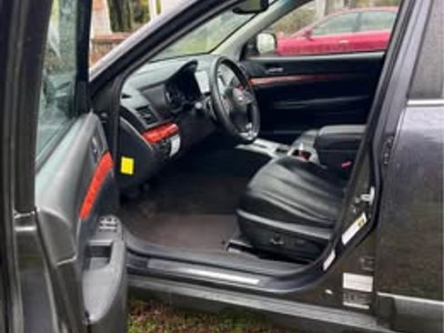 Used 2012 Subaru Outback 2.5i Limited w/ Moonroof Pkg image 8