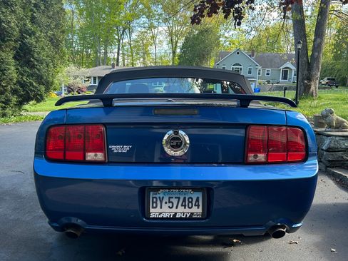 Used 2007 Ford Mustang GT RWD image 4