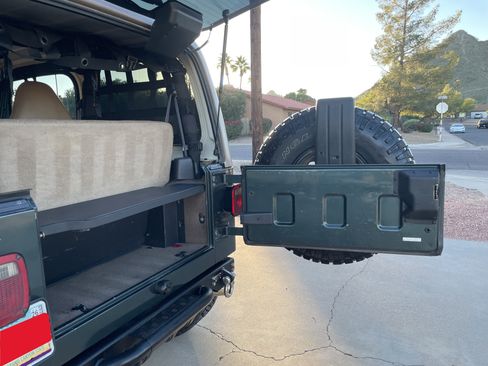 Used 2002 Jeep Wrangler Sport image 9