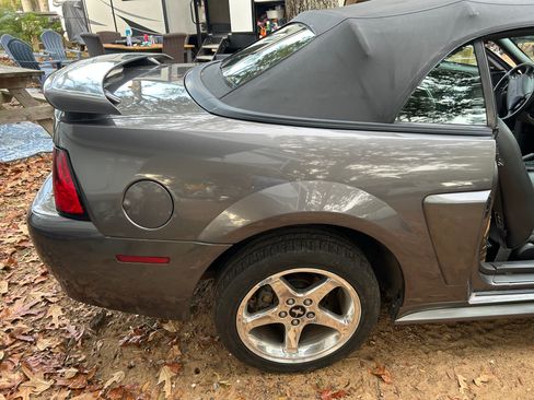 Used 2003 Ford Mustang GT Premium image 9