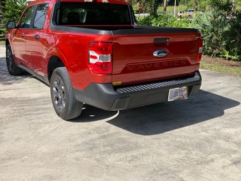 Used 2022 Ford Maverick XLT FWD image 5
