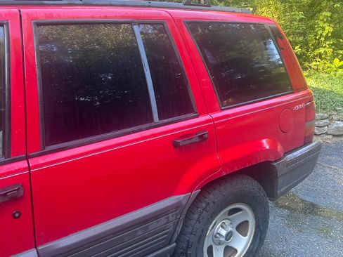 Used 1993 Jeep Grand Cherokee Laredo AWD/4WD image 5