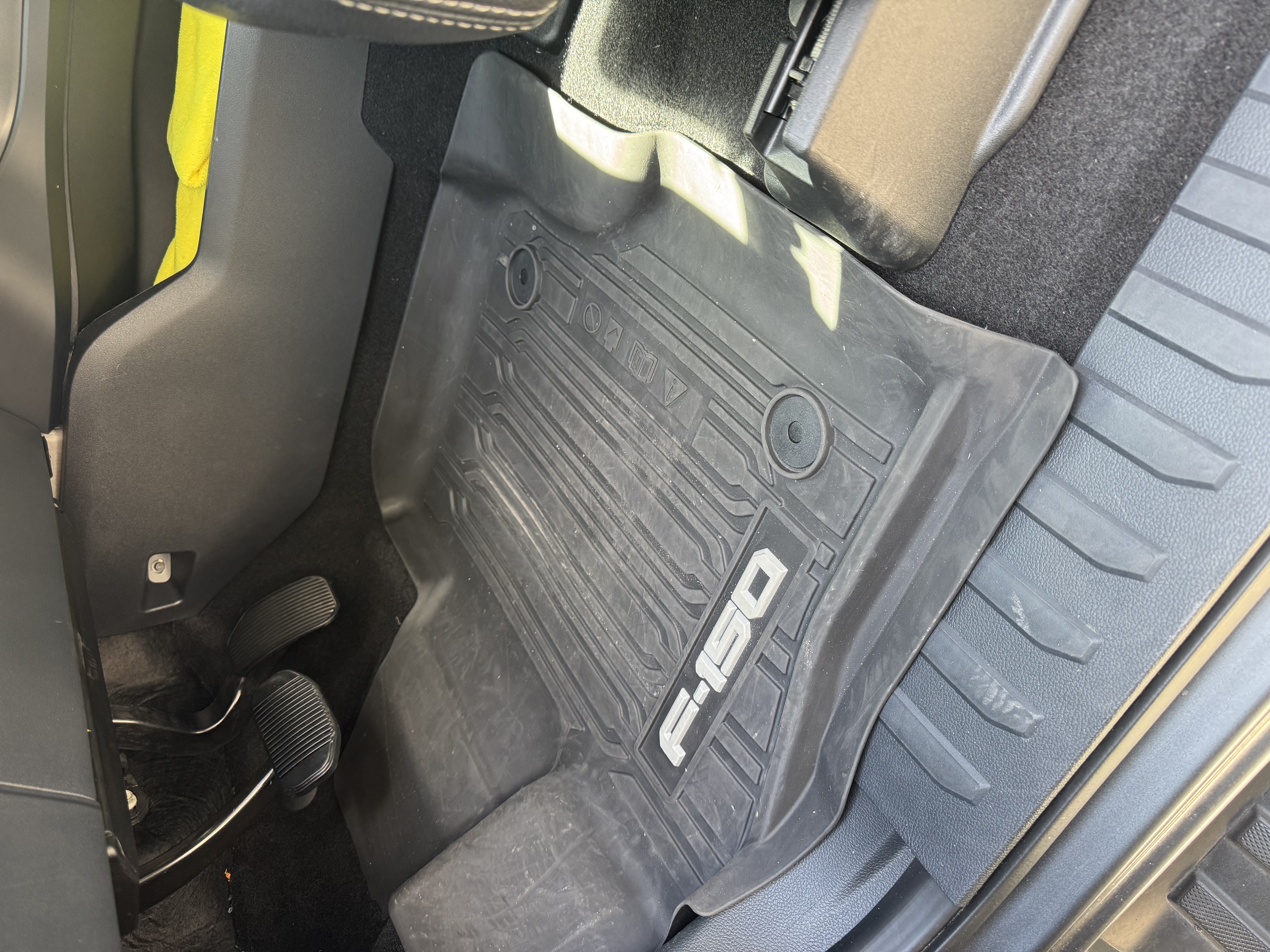 Used 2024 Ford F150 XLT w/ Equipment Group 302A MID AWD/4WD image 9