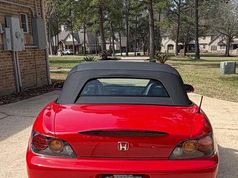 Used 2005 Honda S2000 image 4
