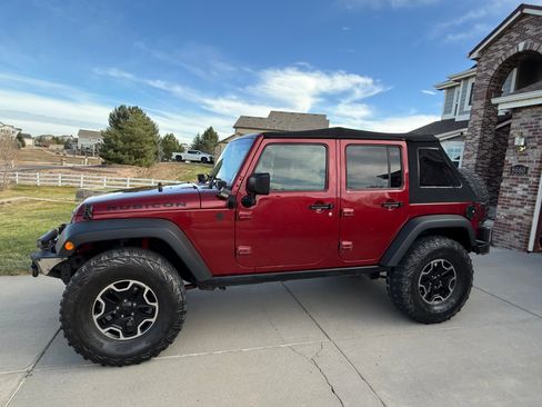 Used 2011 Jeep Wrangler Unlimited Sport image 1