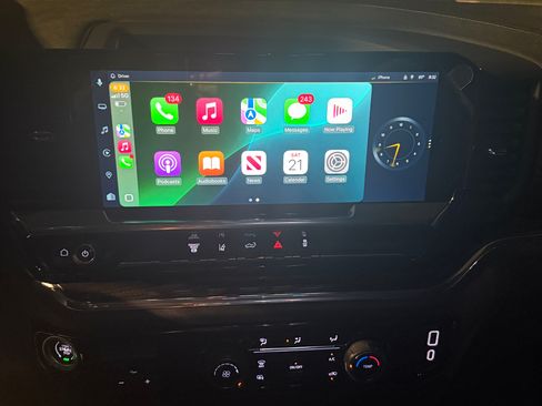 Used 2024 Chevrolet Silverado 3500 LT image 5