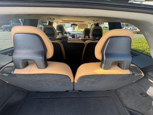 Used 2016 Volvo XC90 T6 Momentum w/ Protection Package Plus image 6