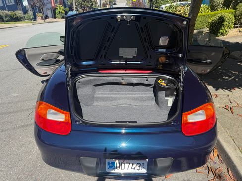 Used 1998 Porsche Boxster RWD image 4