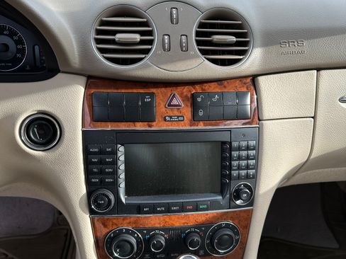 Used 2006 Mercedes-Benz CLK 350 Coupe image 13