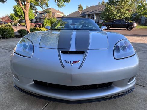 Used 2012 Chevrolet Corvette Grand Sport w/ 3LT Preferred Equipment Group RWD image 5