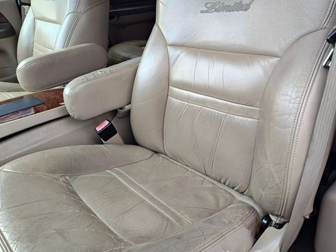 Used 2001 Ford Excursion Limited image 23