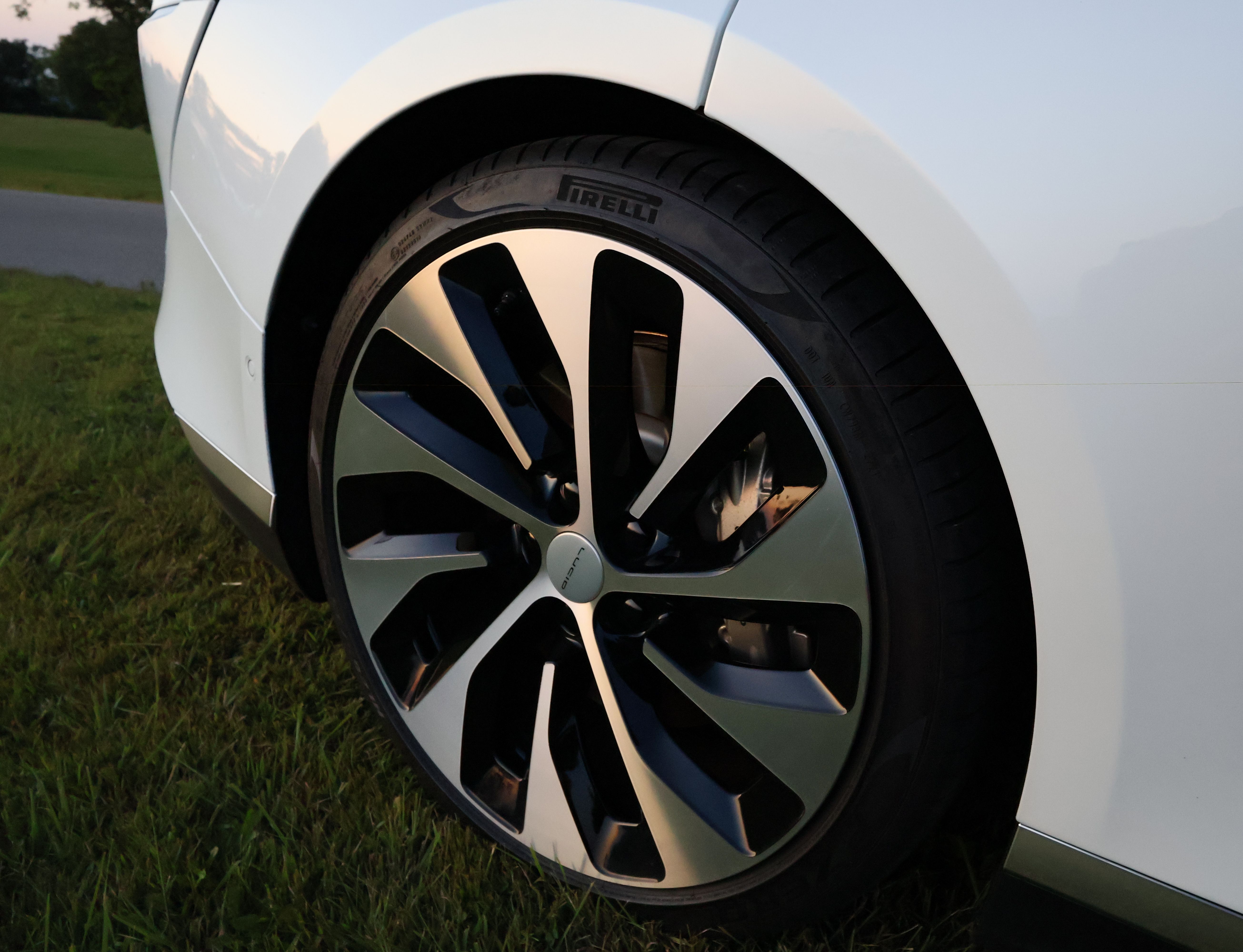 Used 2022 Lucid Air Grand Touring AWD/4WD image 11