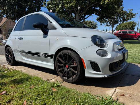 Used 2017 FIAT 500 Abarth w/ Popular Equipment Package image 9