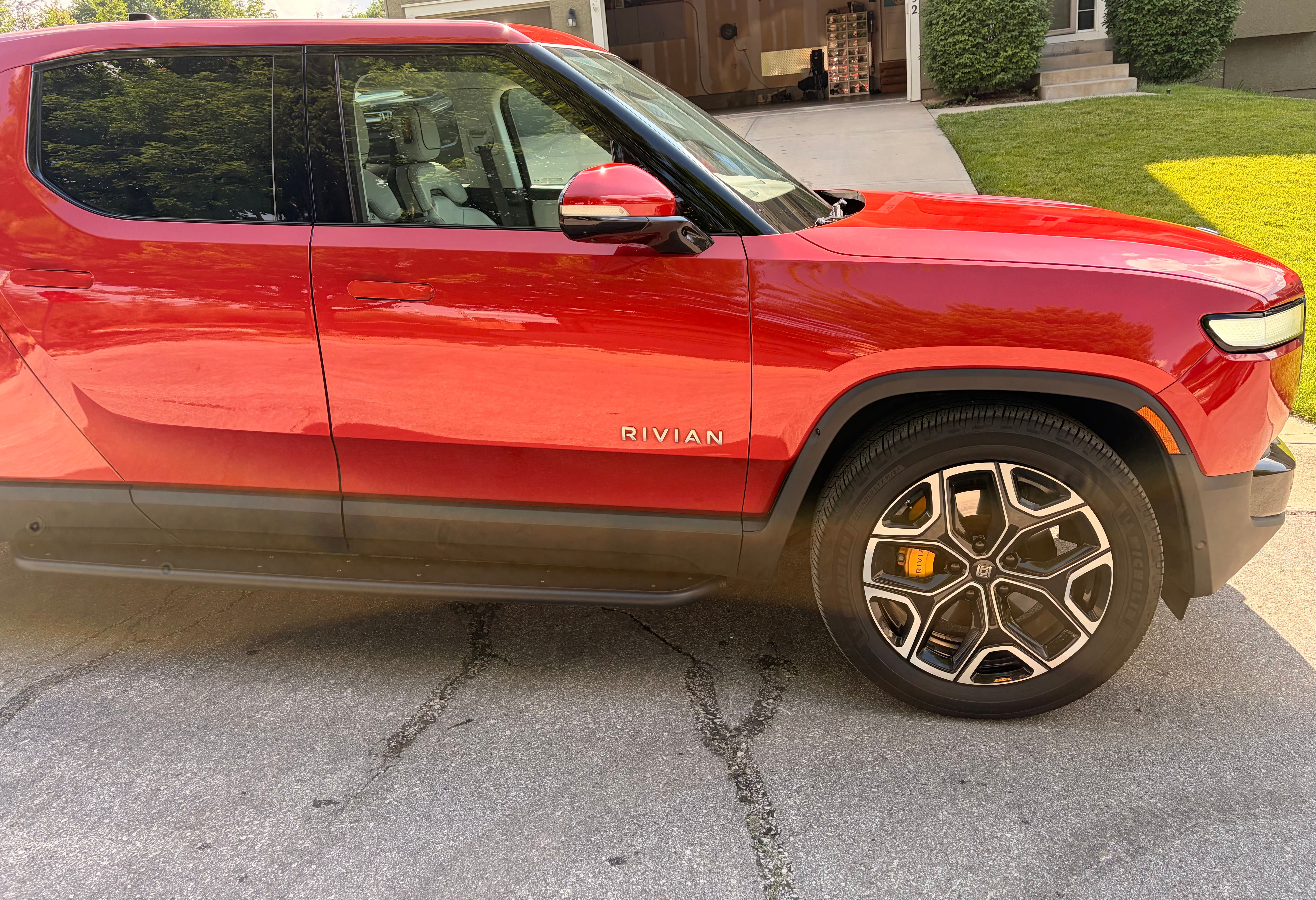 Used 2022 Rivian R1T Launch Edition AWD/4WD image 8