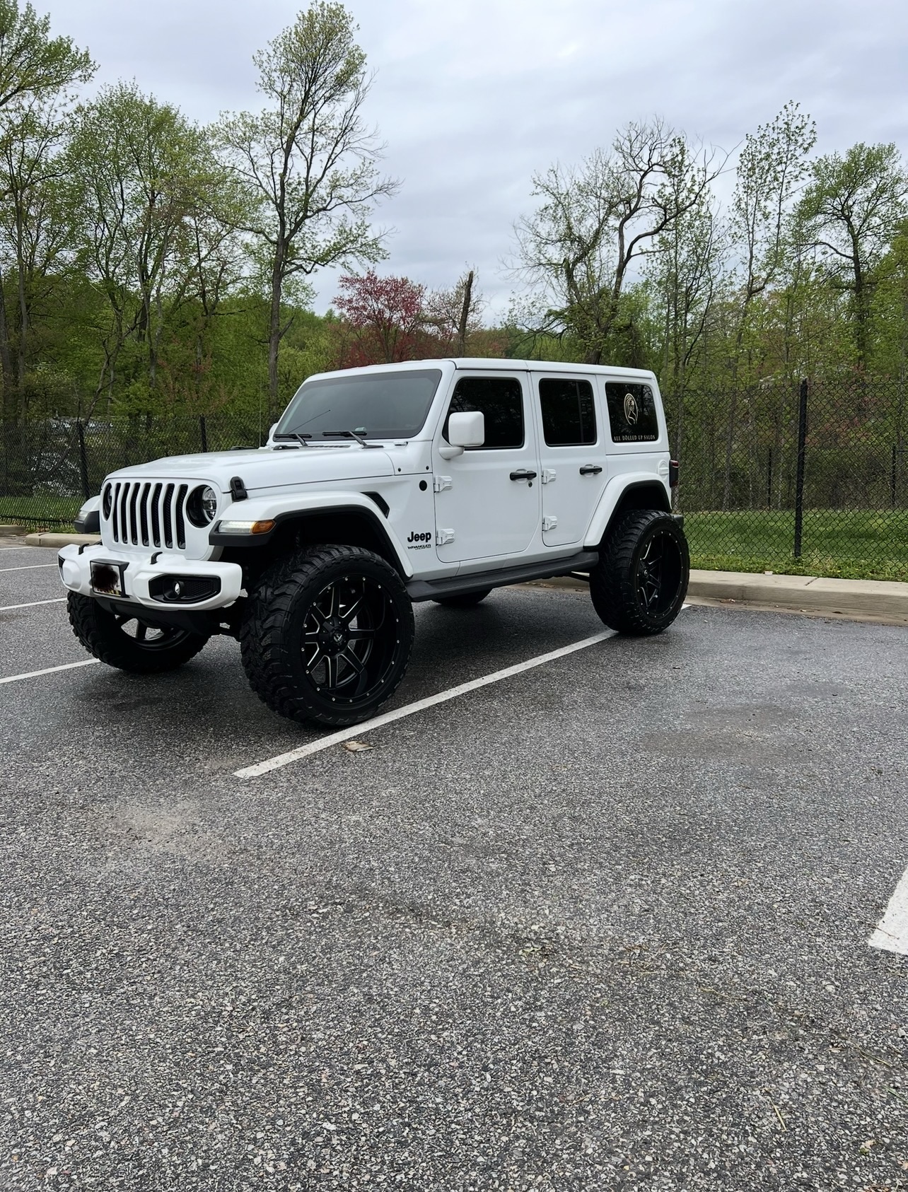 Used 2020 Jeep Wrangler Unlimited Sahara AWD/4WD image 6