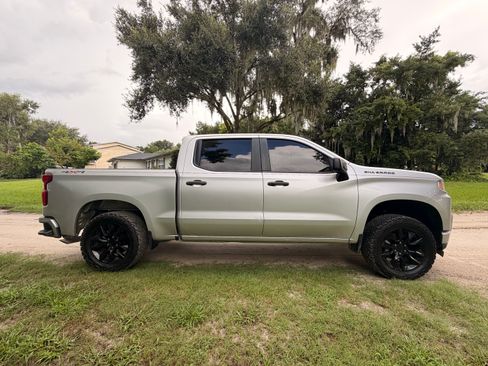 Used 2021 Chevrolet Silverado 1500 Custom AWD/4WD image 1