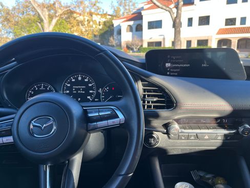 Used 2023 MAZDA MAZDA3 s image 10