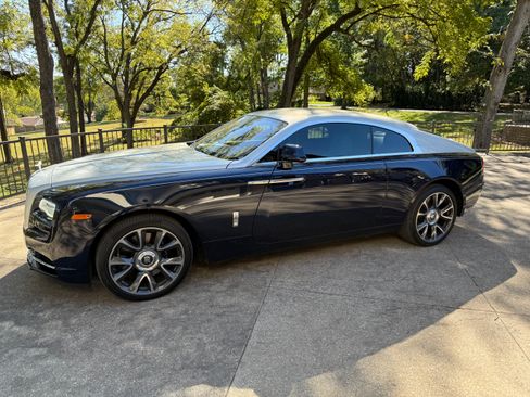 Used 2019 Rolls-Royce Wraith Coupe 2D image 22