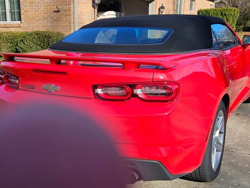 Used 2020 Chevrolet Camaro LT image 14