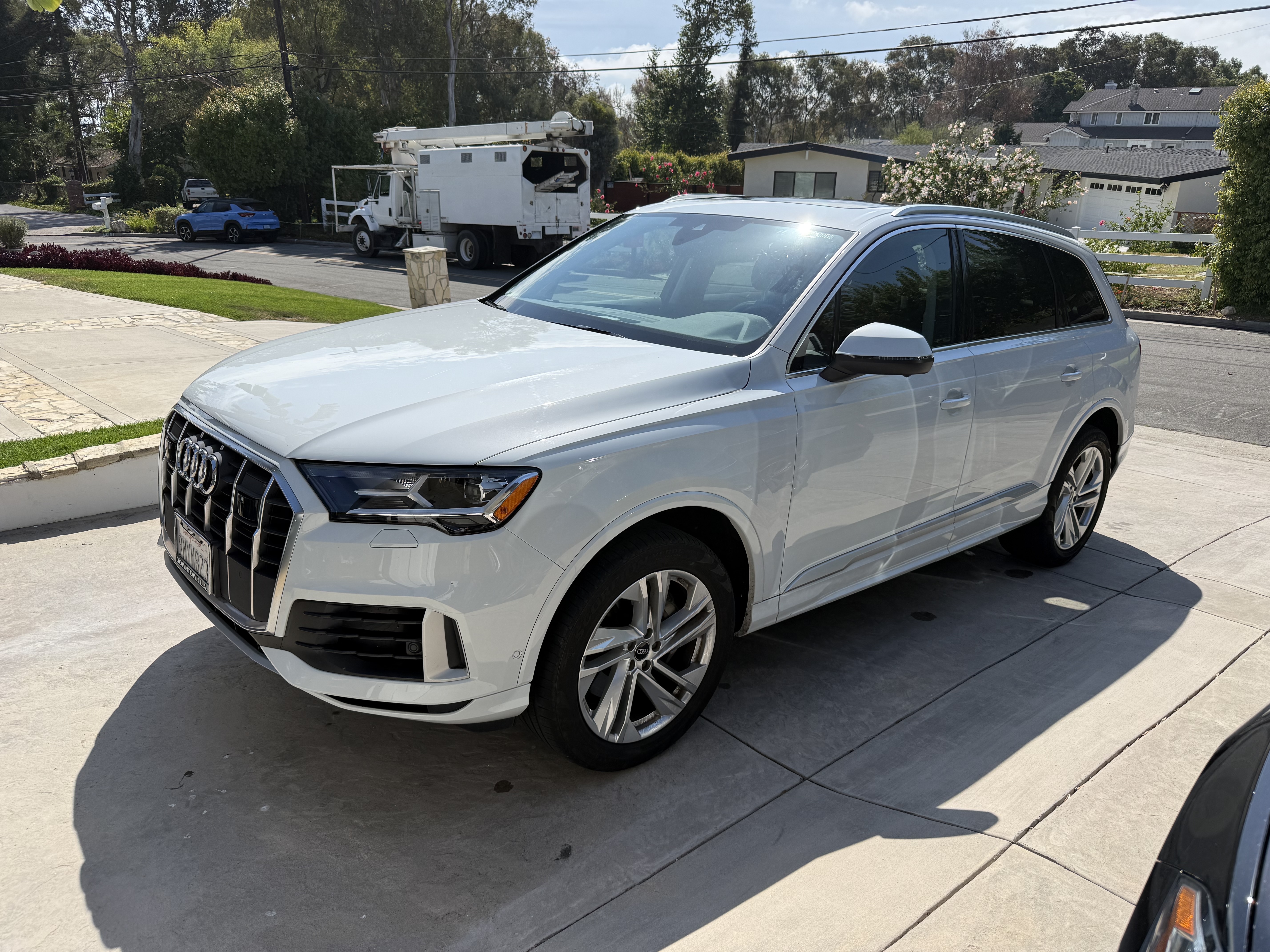 Used 2023 Audi Q7 3.0T Premium Plus w/ Premium Plus Package AWD/4WD image 1