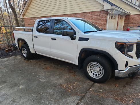 Used 2022 GMC Sierra 1500 Pro w/ Pro Value Package image 16