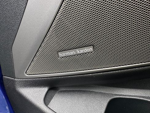 Used 2019 BMW 330i Sedan w/ M Sport Package image 11