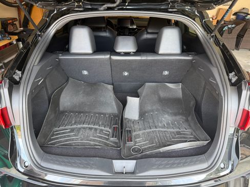 Used 2019 Toyota C-HR Limited image 6