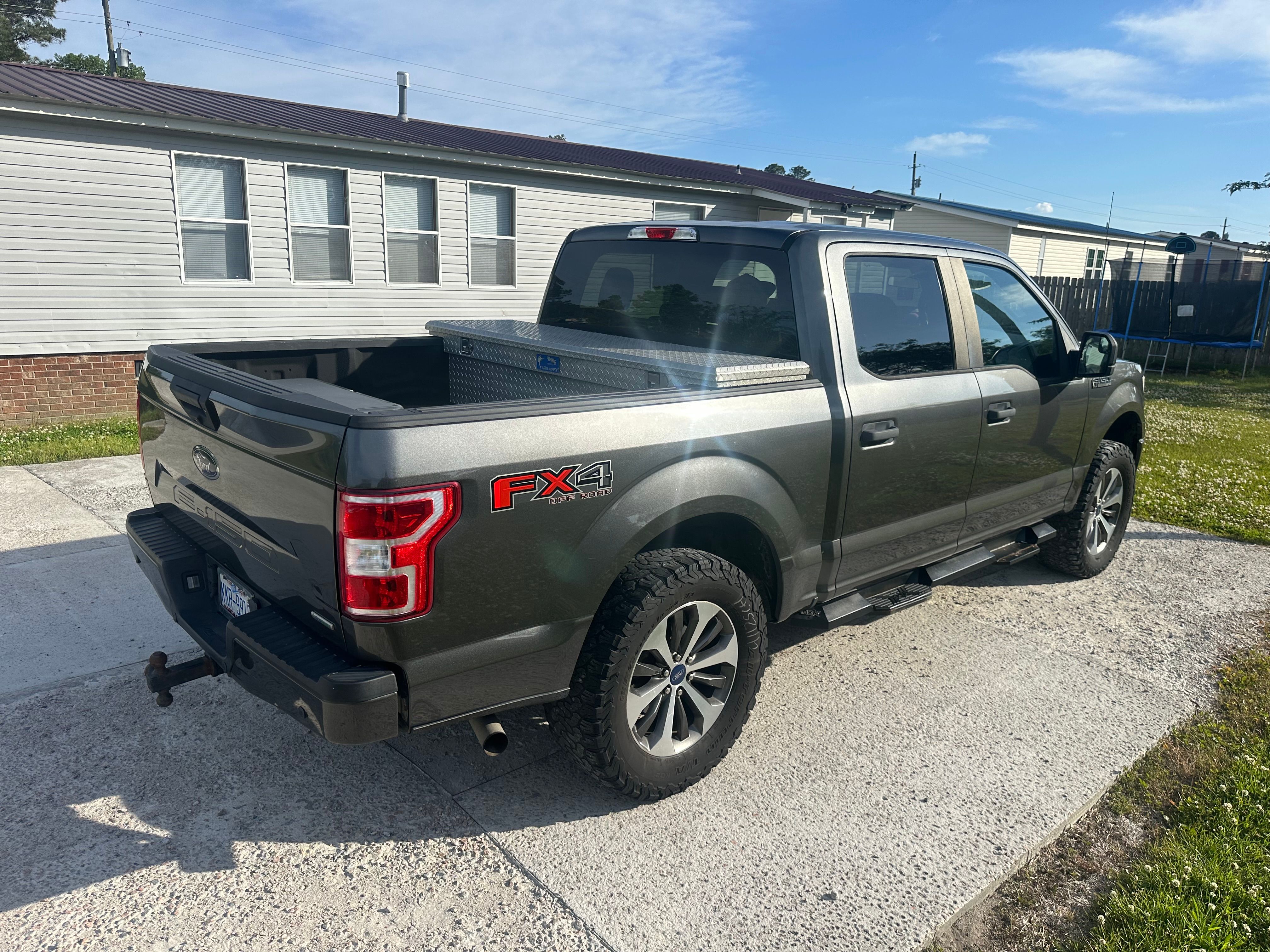 Used 2019 Ford F150 XL w/ Equipment Group 101A Mid AWD/4WD image 1