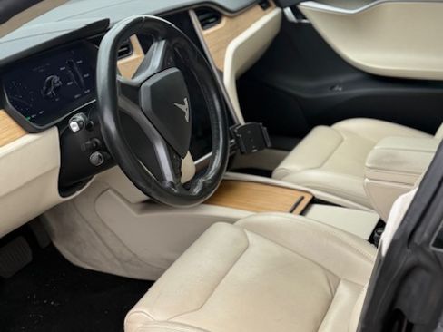 Used 2018 Tesla Model S 75D image 12