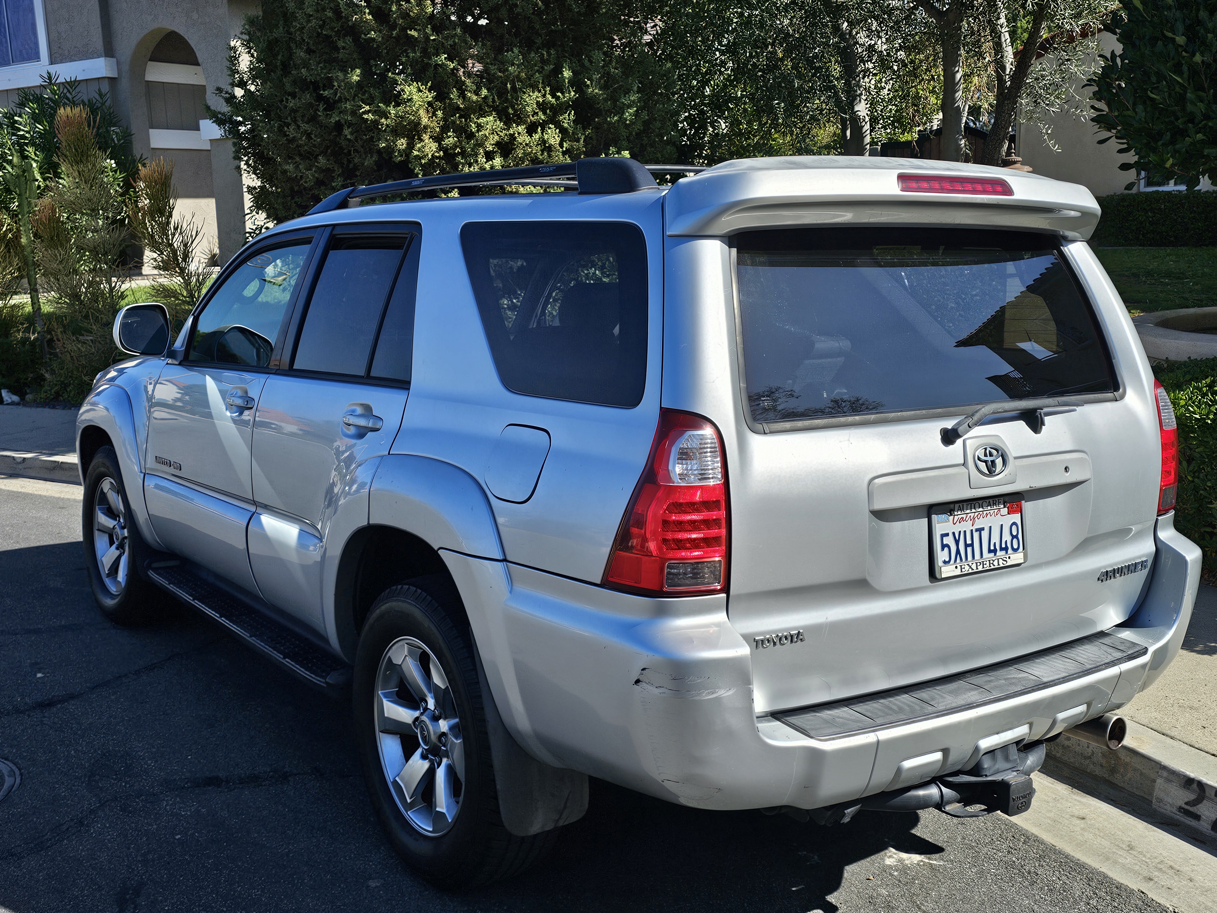 Used 2006 Toyota 4Runner Limited w/ Preferred Accessory Pkg AWD/4WD image 9