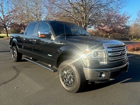 Used 2013 Ford F150 Lariat w/ Luxury Equipment Group image 2