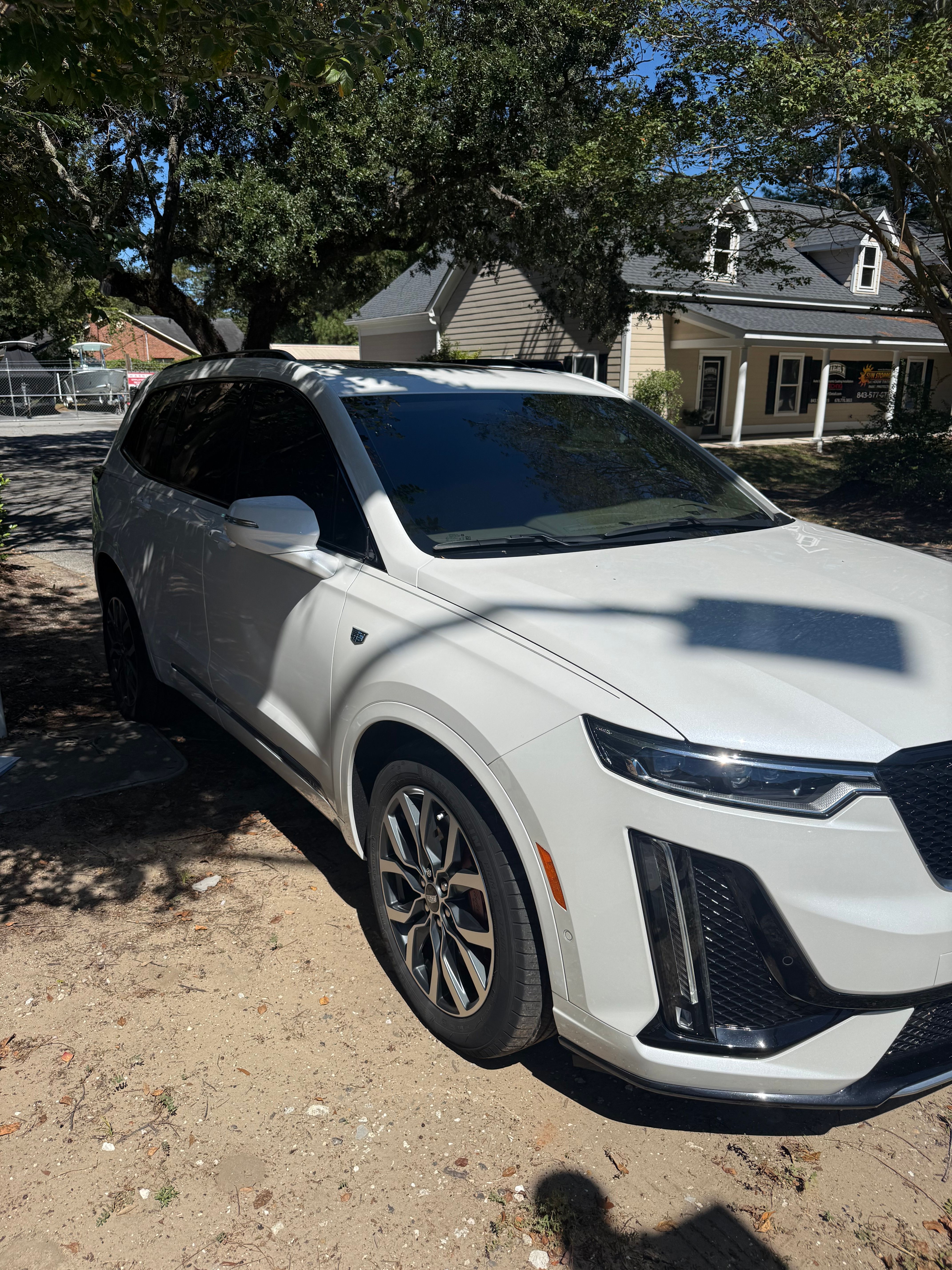 Used 2023 Cadillac XT6 Sport w/ Platinum Package AWD/4WD image 4