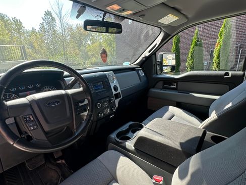 Used 2013 Ford F150 XLT w/ Luxury Equipment Group image 10