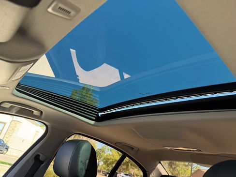 Used 2016 BMW 528i xDrive Sedan image 14